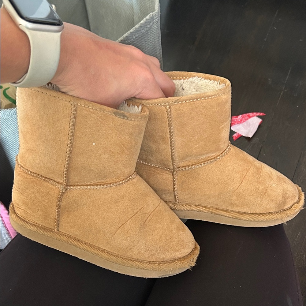 toddler girls knock off uggs